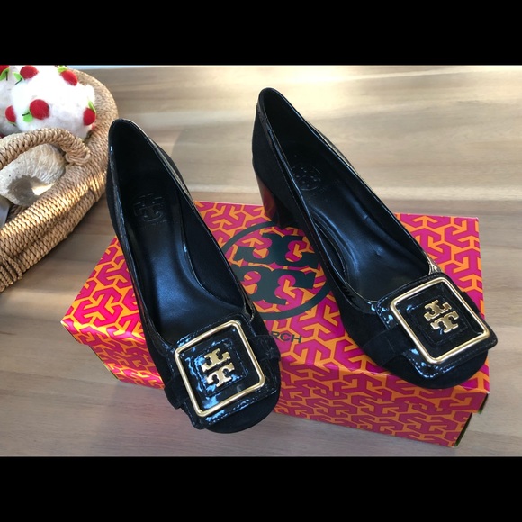 Tory Burch black low heel pump size 35/US5 - Picture 3 of 4